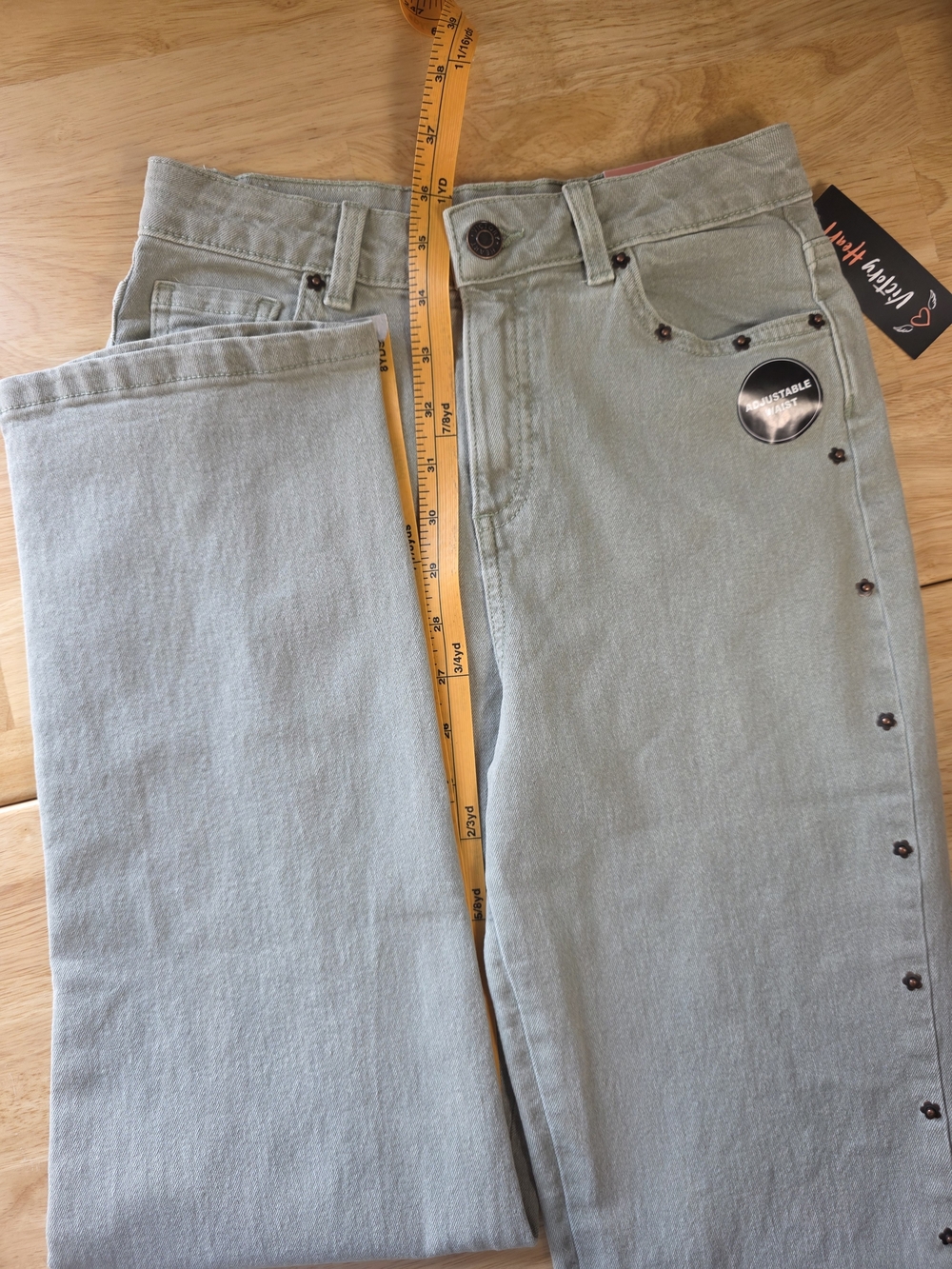 NWT Girls Sage Straight-Leg Jeans